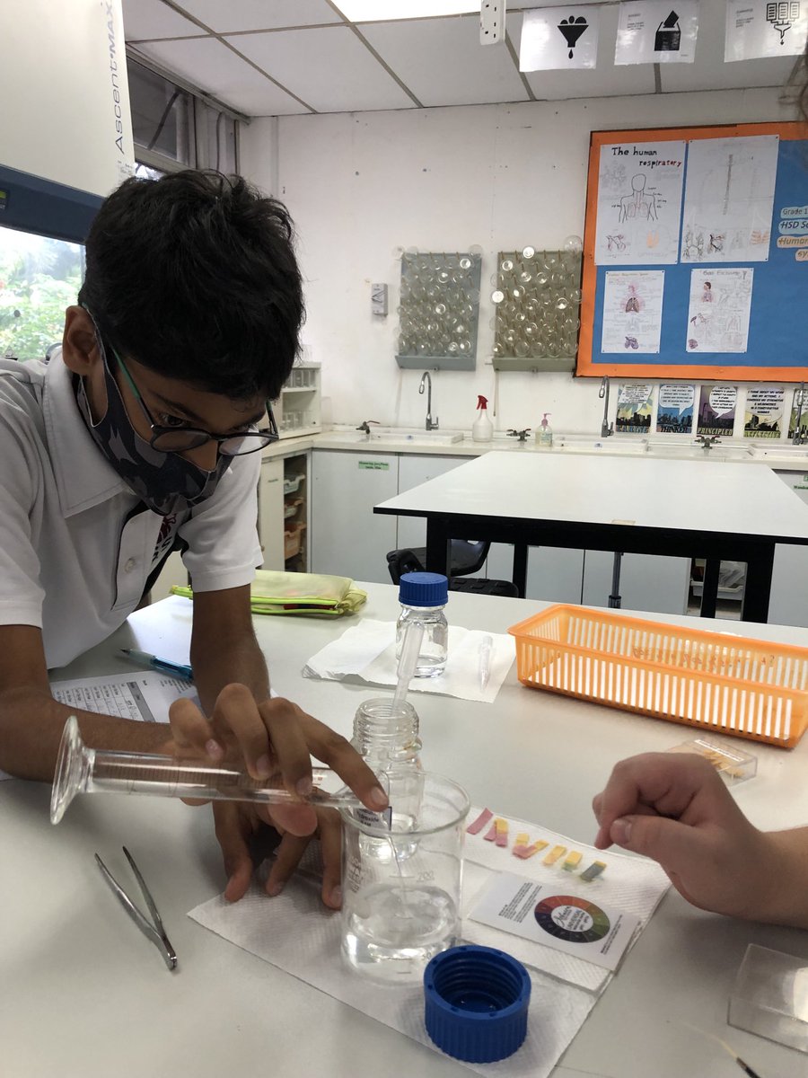 HimaV5's tweet photo. G7 Science-Understanding neutralisation using acids, bases and an indicator. What new questions does this raise? #isspride https://t.co/WdFciYItFd