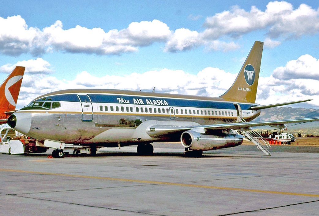 AirlineRetro's tweet photo. When Air Alaska Boeing 737. https://t.co/7bquX4a7tw