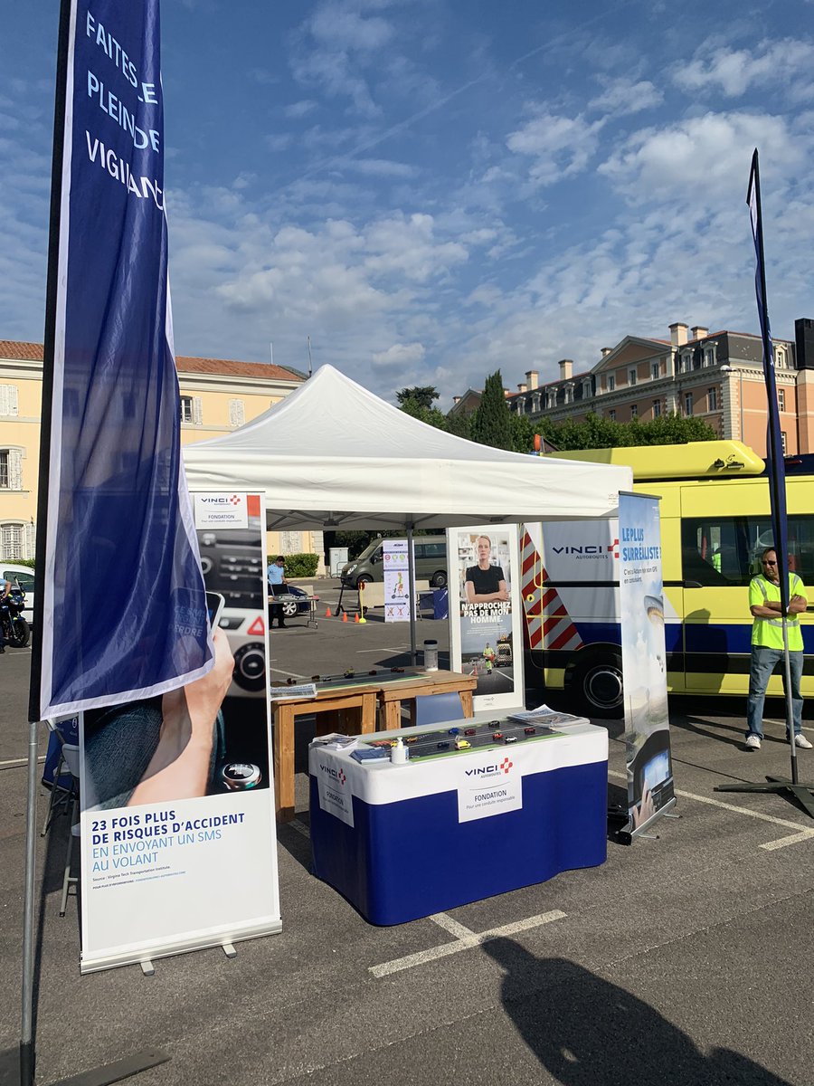 CLUB_PSR_BN tweet media