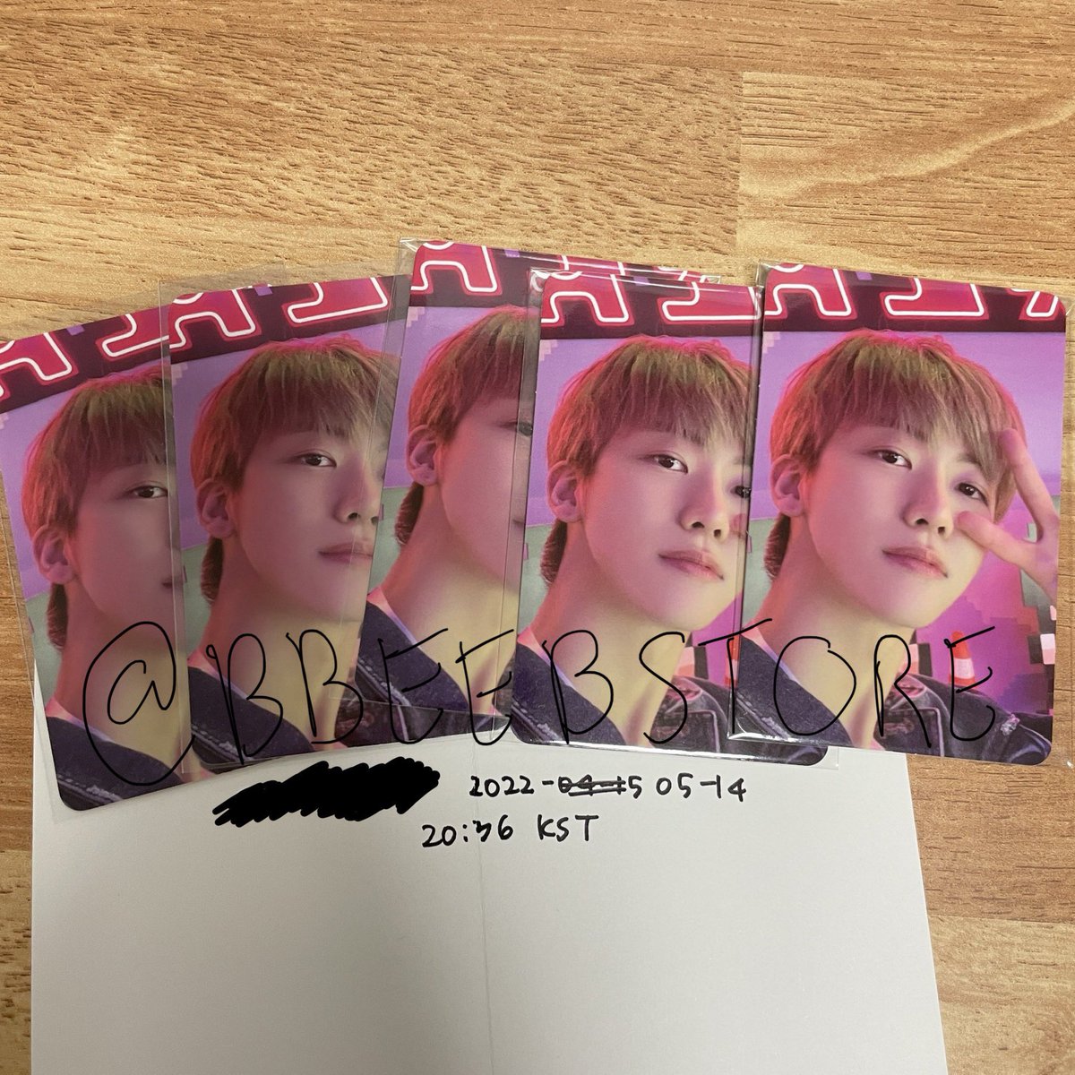 bbeebstore's tweet photo. ✨พร้อมส่ง เริ่มจัดส่งพรุ่งนี้

glitch mode 2nd md 

trading card b ver. 

เซลฟี่ แจมิน 250 รวมส่งในไทย

สนใจ DM ได้เลยค่า

#ตลาดนัดnctdream #ตลาดนัดnct https://t.co/JneXgUgFnO
