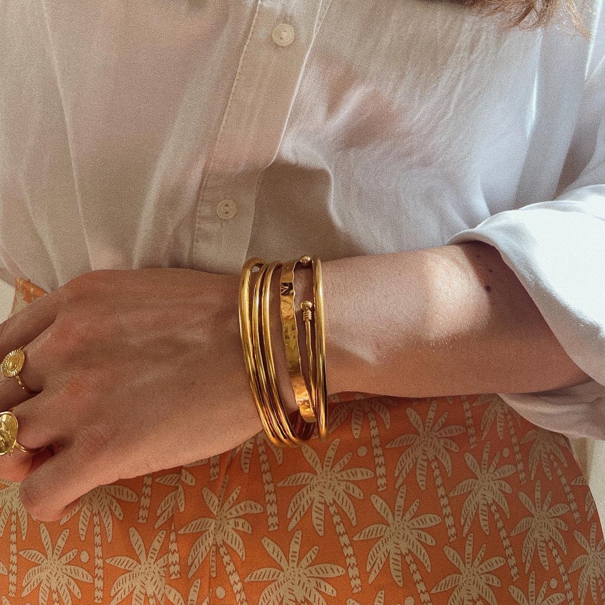 BijouxLEONE's tweet photo. 〰️ Summer in the city 🧡 #MadeinFrance https://t.co/fkw8hWIjrH