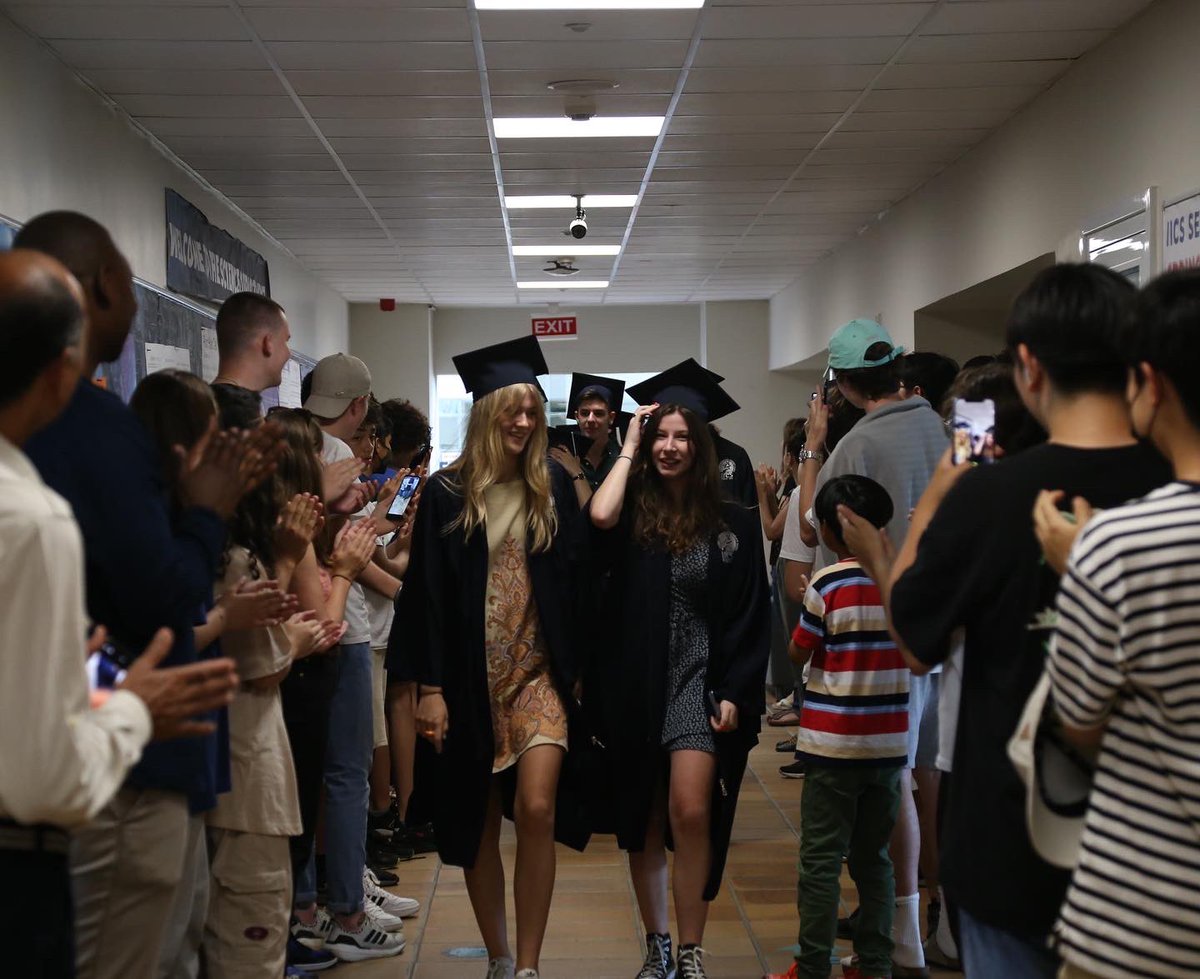 IICS1911's tweet photo. Graduate Walkthrough was a new event for IICS. Each Graduate dressed in a cap and gown and walked around the campus. All IICS students were around the campus and building to cheer on the grads. It was a memorable one!๐โจ
#IICS #LifeatIICS #IICSsince1911 #Graduation #Classof2022 https://t.co/s4gX4r5LbF
