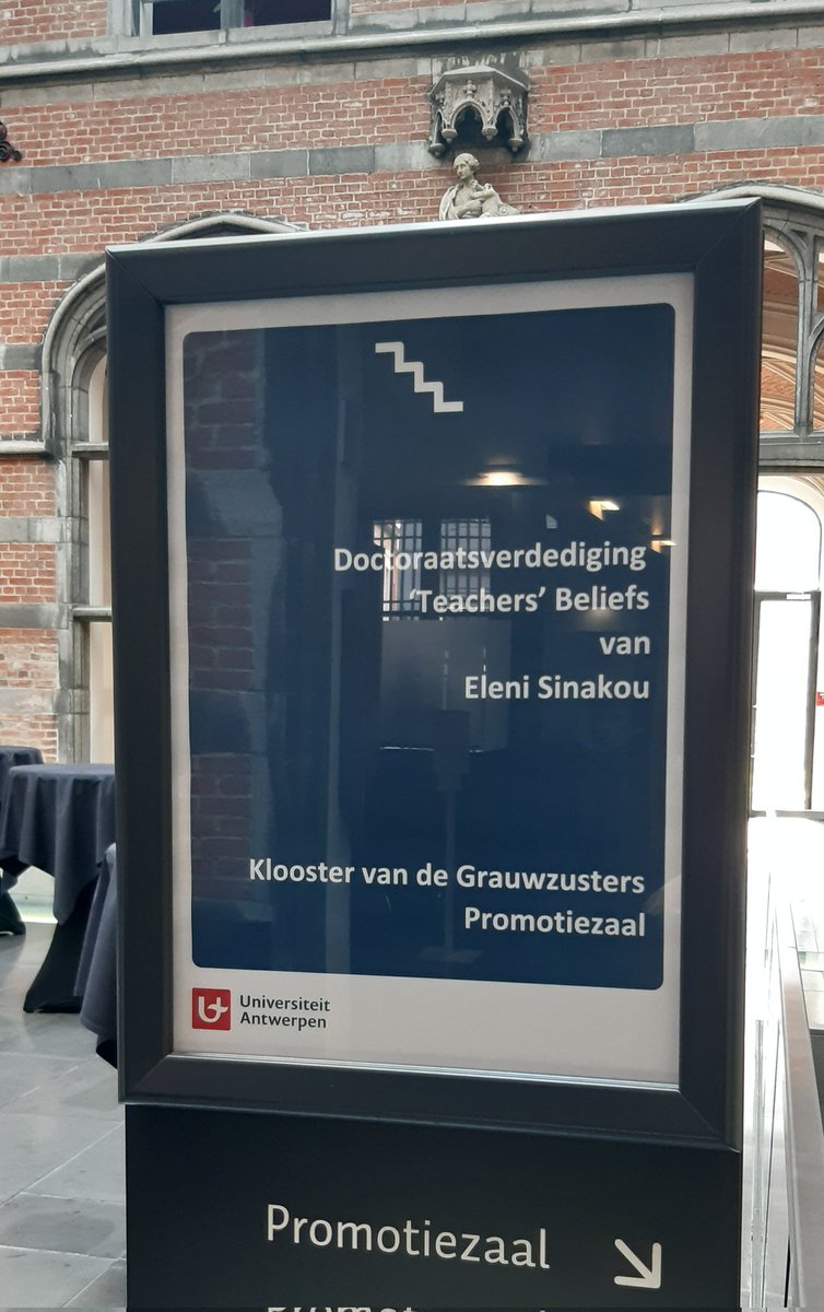 Zometeen gaat het derde VALIES doctoraat live. <a href="/EleniSinakou/">Eleni Sinakou</a> verdedigt openbaar haar onderzoek naar de #EDO overtuigingen en praktijken van leerkrachten in Vlaanderen. <a href="/FWOVlaanderen/">FWO</a> <a href="/EdubronUA/">Edubron</a>