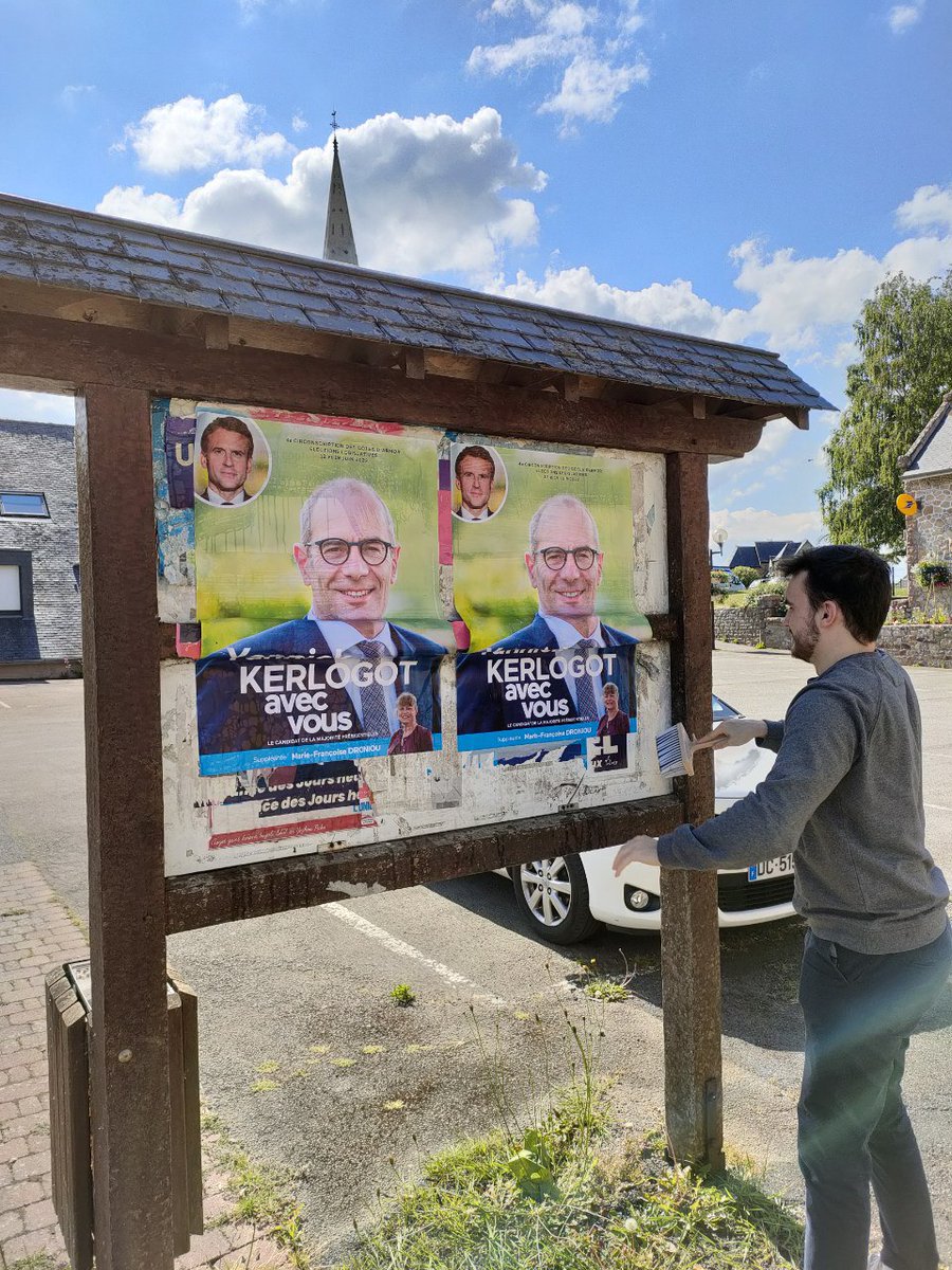 Kerlogot22's tweet photo. Les militants sur le terrain à #Plouagat pour annoncer la réunion publique de demain
📆 Rendez-vous mercredi à 19h à la Salle communale https://t.co/b1jxbY5mmD