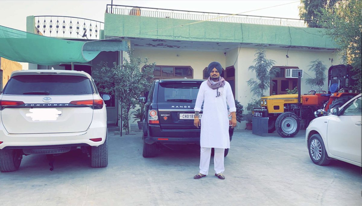 iamaradhna's tweet photo. ਪੰਜਾਬ ਨੂੰ ਨਜ਼ਰ ਲੱਗ ਗਈ  ਦਿੱਲੀ ਦੇ ਸਵੀਟ ਅੱਤਵਾਦੀ ਦੀ । #OmShanti🙏
@AAPPunjab @AamAadmiParty
#ShamOnBhagwantmaan 
#ShamOnKejriwal 
#sidhumoosewala https://t.co/tNILhmJc0O