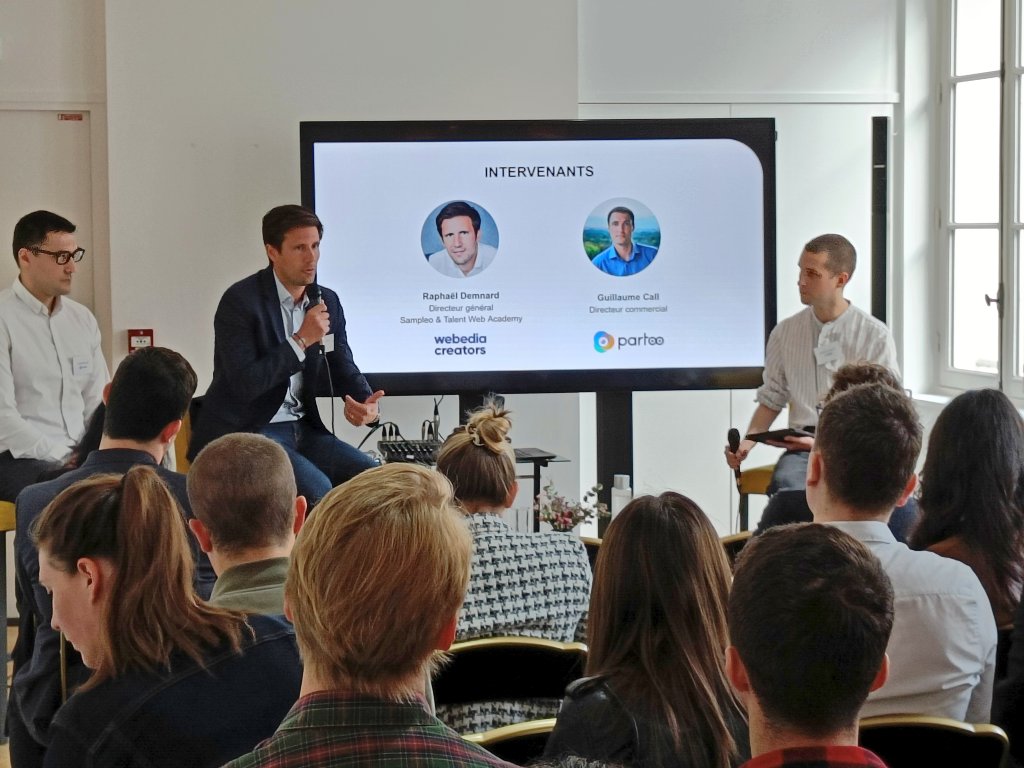 WilliamsonFx's tweet photo. Petit-déjeuner conférence sur l'influence locale de @WebediaFR et l'@LADN_EU avec la participation de #Partoo https://t.co/B1NGntHSBq