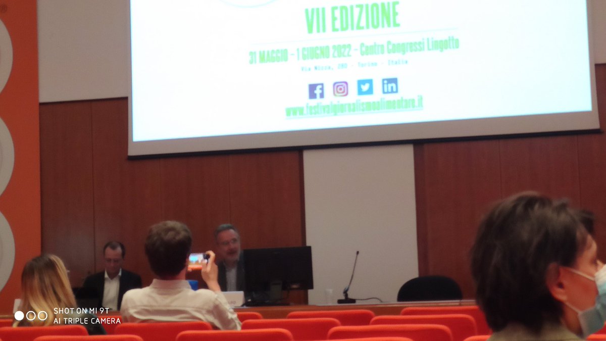 Com'è cambiata l'informazione alimentare e le aspettative dei cittadini ? Panel con <a href="/pietro_biglia/">Pietro Biglia</a> dir. Mktg <a href="/EcoDellaStampa/">L'Eco della Stampa</a> e <a href="/LivioGigliuto/">Livio Gigliuto</a> vice presidente <a href="/IstitutoPiepoli/">Istituto Piepoli</a> <a href="/foodjournalfest/">Food Journalism Fest</a>