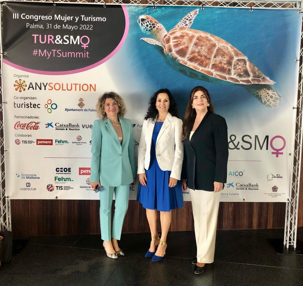 #MyTSummit con <a href="/Skal_Intl/">Skål International</a> <a href="/Any_Solution/">AnySolution</a> hablando de Mujer y Turismo en #Palma