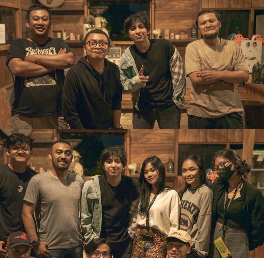 29/05/22 • Bandung • IJI Sociopetal Space.

1st anniversary album #ParadeKamarTidur

Foto oleh <a href="/BoyFamiTarigan/">Stalker Mania</a>