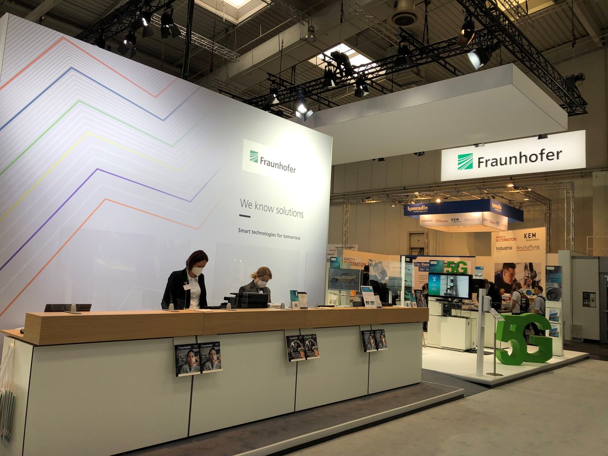 fraunhoferfokus's tweet photo. Willkommen zu Tag 2 auf der #HM22! Wir freuen uns heute ganz besonders auf den Vortrag von unserem Wissenschaftler Marc Emmelmann: ⏲️ 15:30 Uhr an unserem Stand A06 in Halle 5. Thema: „#5G+ Nomadic Node und temporäre, lokale 5G-Campusnetze“. Besuchen Sie uns am Stand! #WeKnow5G https://t.co/POwLMcNIiS