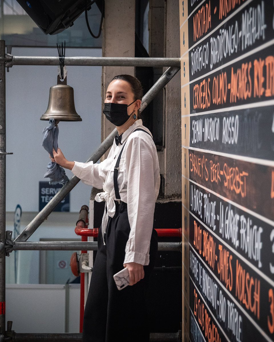 ¿Tenéis ganas de que vuelva a sonar la campana? 🔔😜🍻 ¡Nosotros muchas! El #BarcelonaBeerFestival22 se acerca, y muy pronto anunciaremos novedades...