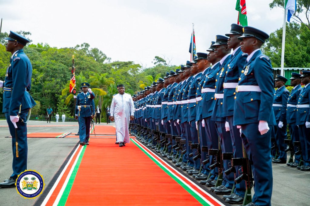 Thank you, President Uhuru Kenyatta <a href="/StateHouseKenya/">State House Kenya</a>  and First Lady Margaret Kenyatta <a href="/FirstLadyKenya/">Office of the First Lady Kenya</a>  for giving my husband and I a memorable and enthusiastic welcome at State House.