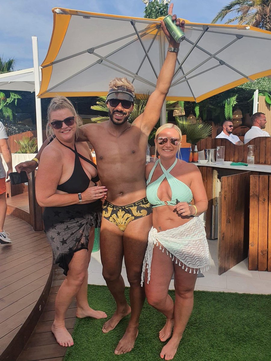lailawingy's tweet photo. @hecanbangum got these trunks on order for you for when we come back 👙 https://t.co/6gxqNQSsjM
