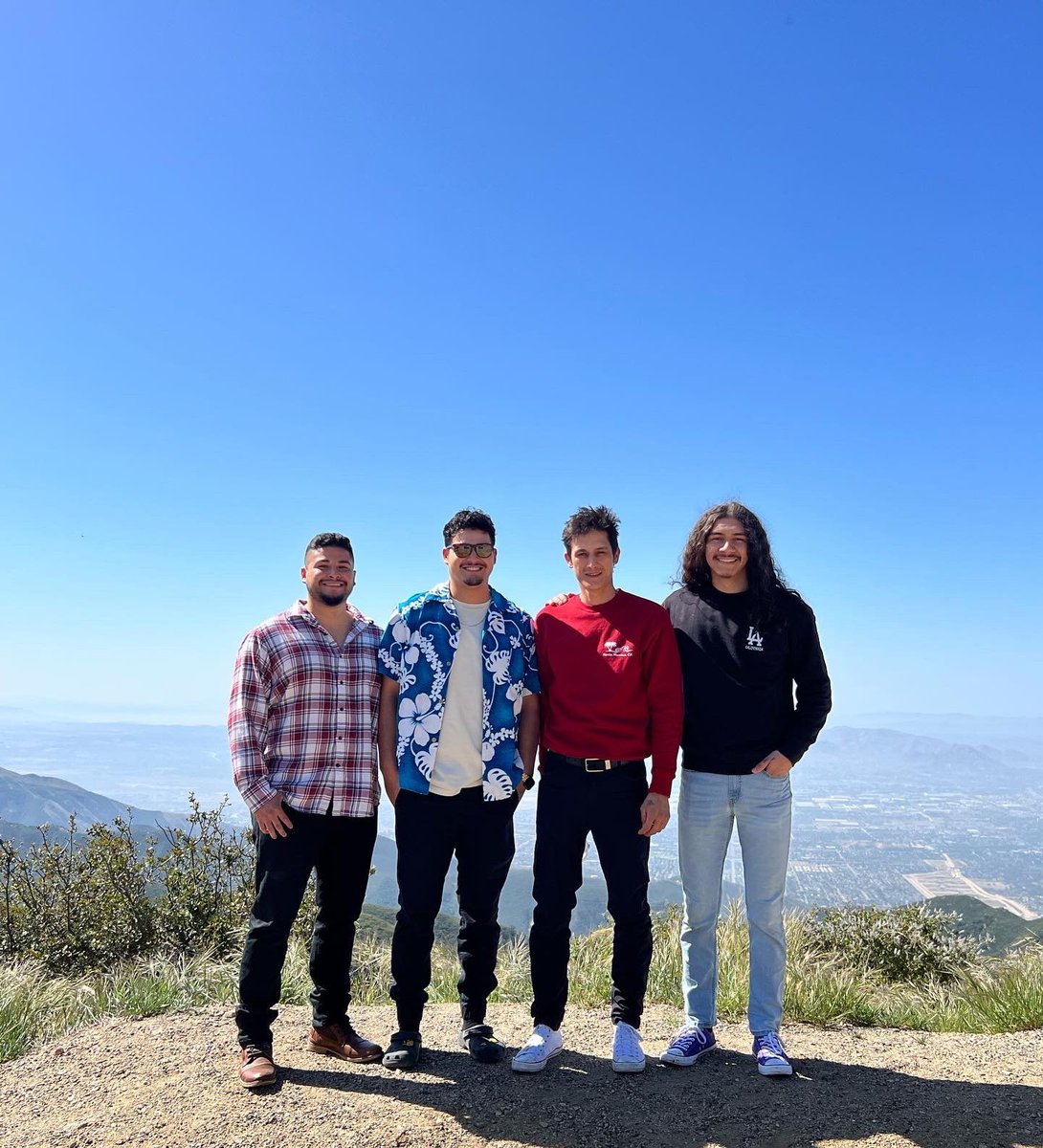 CruzyThaMan's tweet photo. Take me back to Cali ☀️🏝 https://t.co/edQgOsNmLV