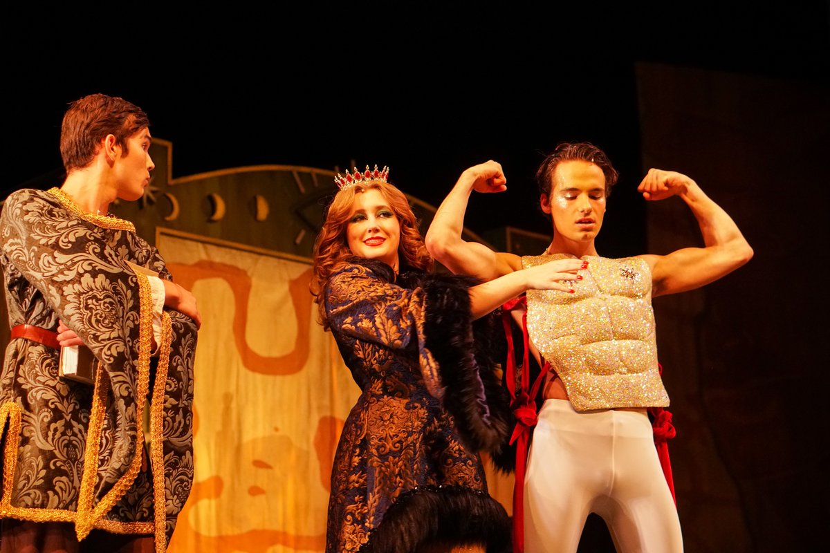 ColeSitilides's tweet photo. incoming obligatory Pippin pics tweet (Makela Yepez, photo.) https://t.co/LGRHvT7ita
