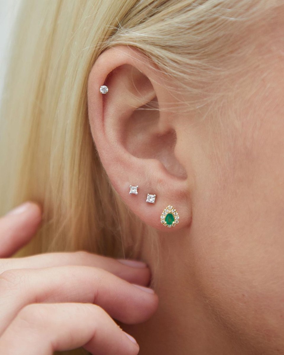 These delicate pear shaped emerald and diamond stud earrings have just arrived in our Banbury showroom. <a href="/Ntinga/">Ntinga</a>

Shop now at the link below:

l8r.it/1WSO