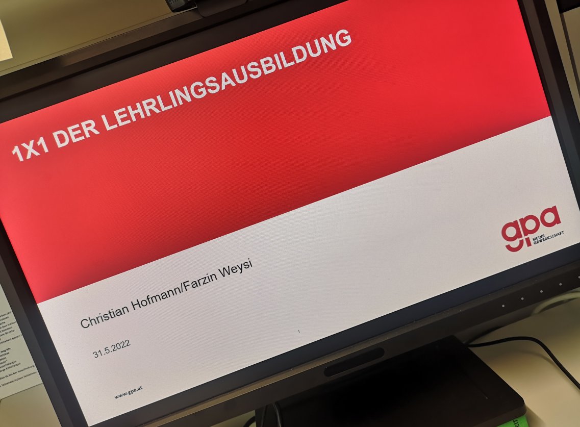 Worauf muss ich bei der Lehrlingsausbildung achten? Wer kontrolliert Ausbildungsbetriebe? Wie is das mit "Lehre mit Matura" eigentlich? 
Spannendes und informatives Webinar für unsere BetriebsrätInnen. <a href="/GewerkschaftGPA/">Gewerkschaft GPA</a>  <a href="/gpajugend/">Gewerkschaftsjugend GPA</a> <a href="/ChrisHofmann16/">Chris</a>