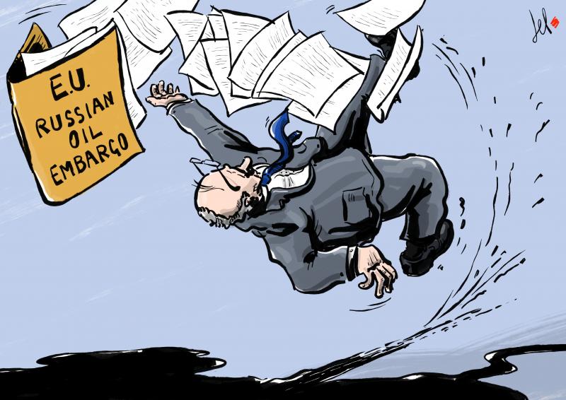 MavkaSlavka's tweet photo. Europe - stop playing a crude joke and block Putler's oil! Pumping of ruZZian black oil spills blue and yellow blood. #StopPutinNOW #StopNordStream https://t.co/qLxMaDmoFQ