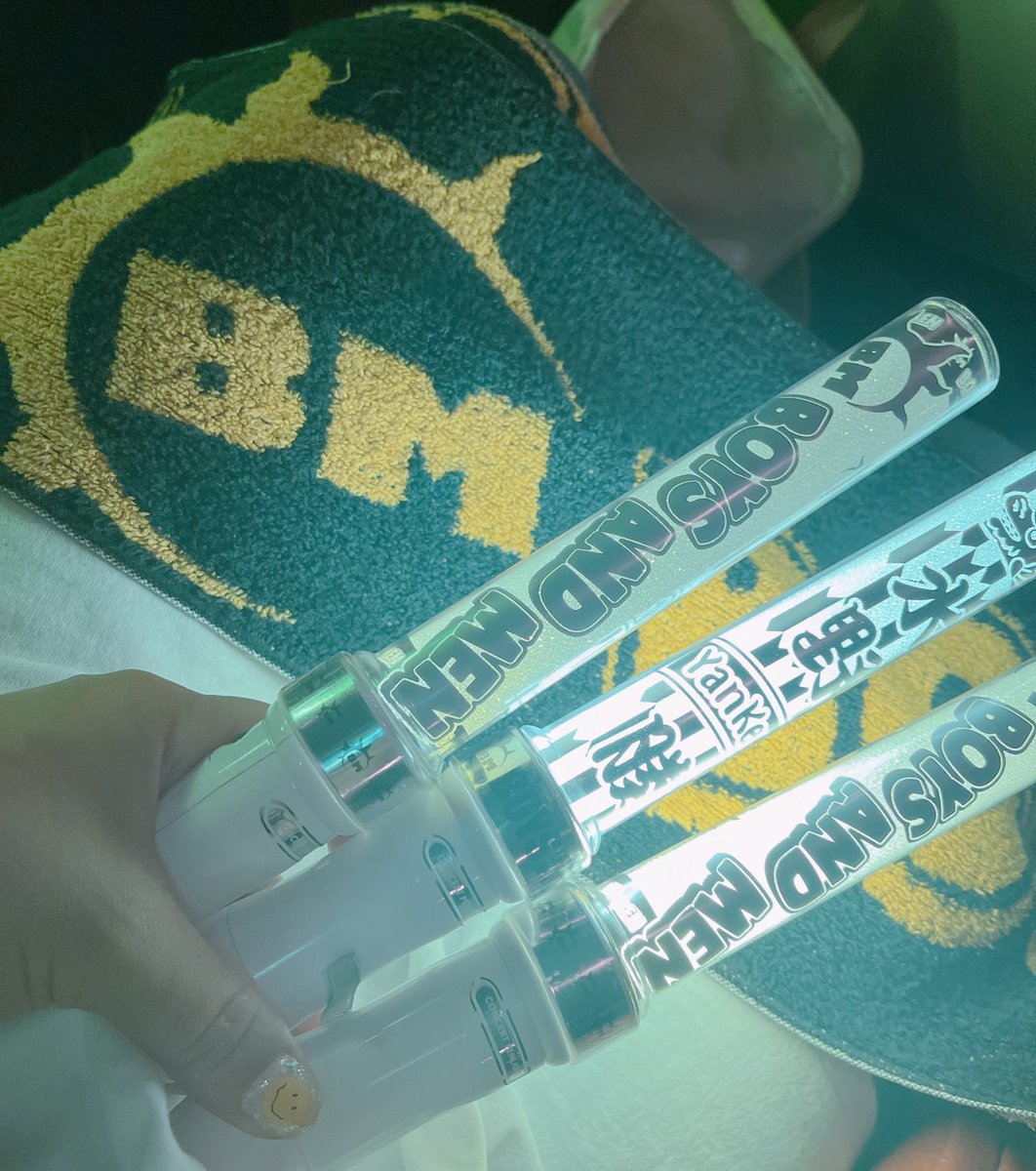 aiyan423's tweet photo. 始まる前から泣きそうやけど、、

楽しみます！！！！！！！

 #ボイメンライブ https://t.co/GzdfxEURK0