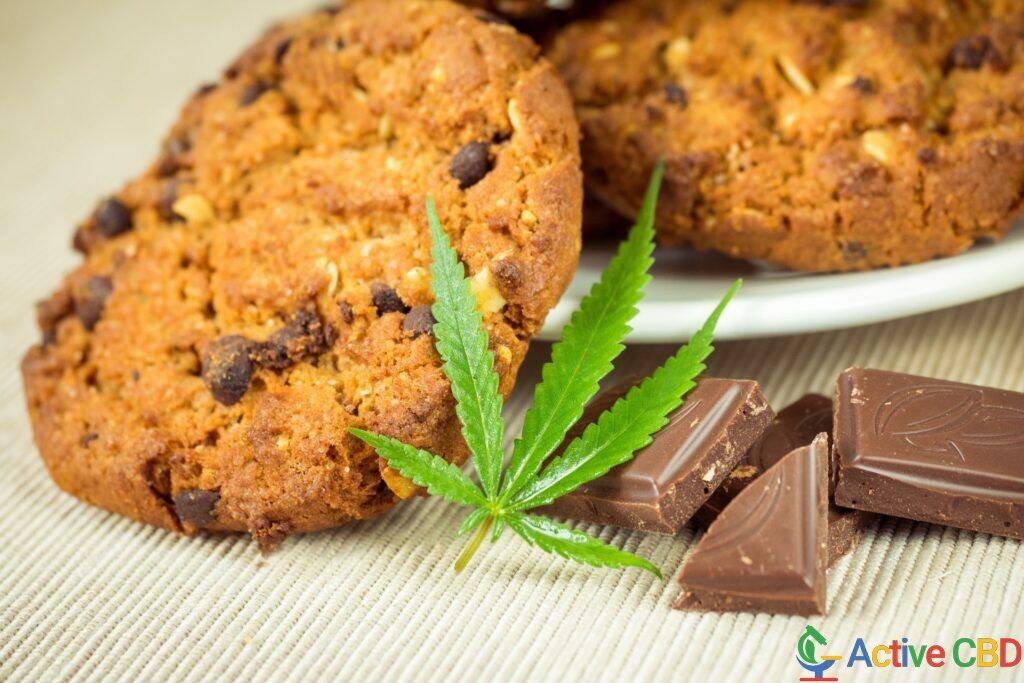 cbd_active's tweet photo. ➡️ Découvrez nos Recettes Cookies au CBD maison &amp; Cookies Pécan CBD 😜🍪
#CuisineCBD #recettes #recettescuisine #recettefacile #cbdfood
https://t.co/YUZWYaTQOr https://t.co/SlGF6RRkGp
