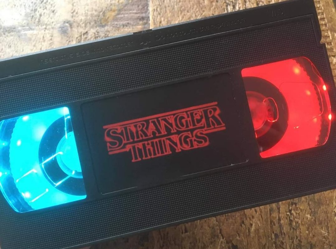 BeardyBenji's tweet photo. Thought I'd repost this one as it is my most popular VHS lamp and also in celebration of @netflixuk launching Stranger Things 4.

Let me know if you're interested in one for yourself (or someone else).

#strangerthings #80s #retro #vhs #vhslamps #theupsidedown #netflix https://t.co/gHtyhklXzM