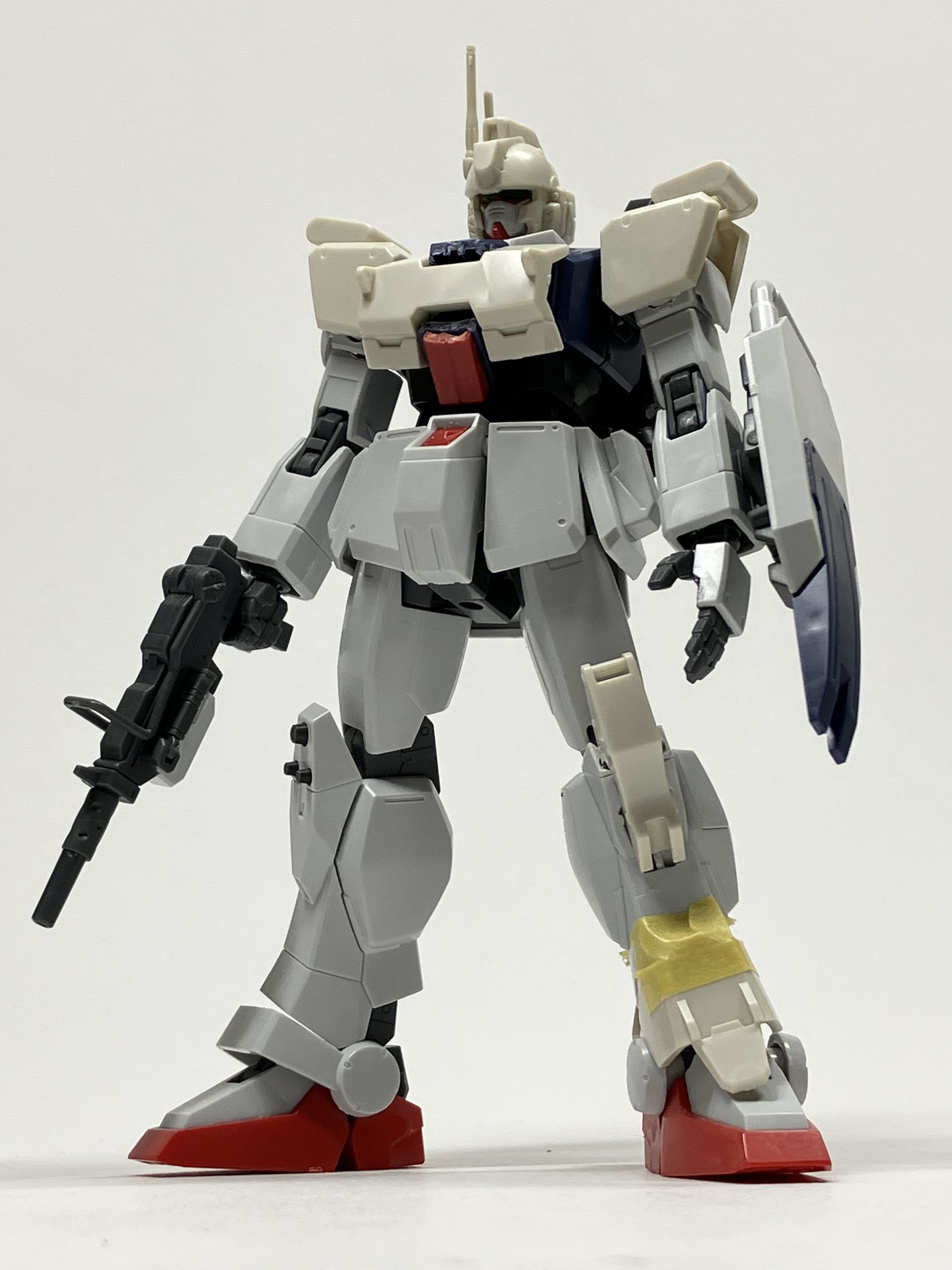 1/144 ガンダムEz8 塗装改修完成品 モロッコ戦線配備