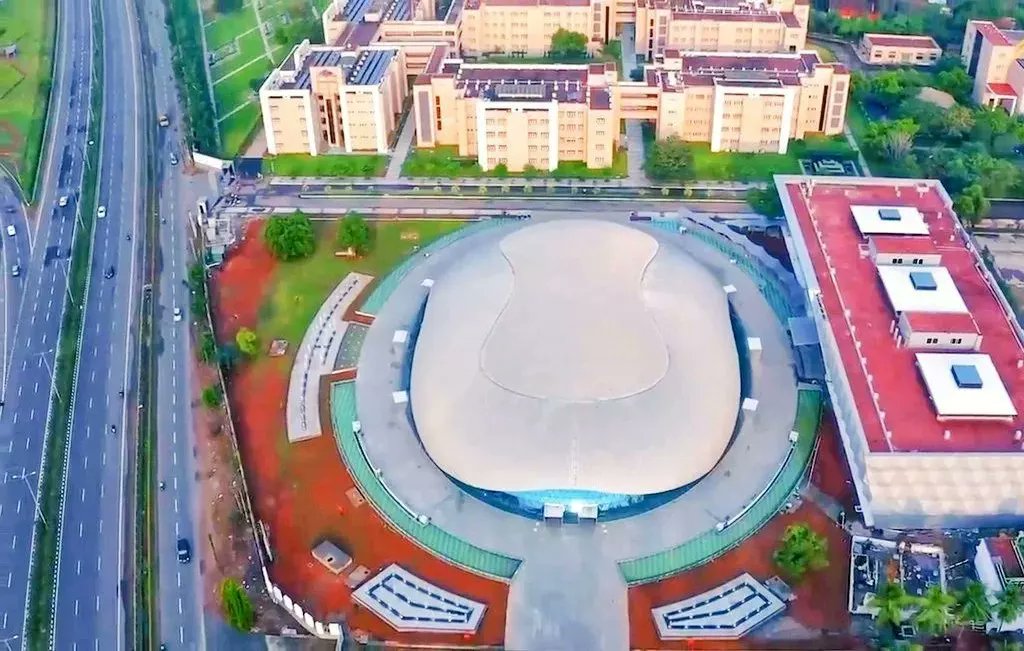 welovecovai's tweet image. ✨ A new Icon of Coimbatore.

✨PSG iTech&apos;s new Convention Center. It has a capacity to house 1600 people.
✨One of the best designed centers in India owned by a private educational institution.
. 
#welovecovai
.
👉 IG : FB :TW @WELOVECOVAI
.
#coimbatore #psgtech #college #tamil