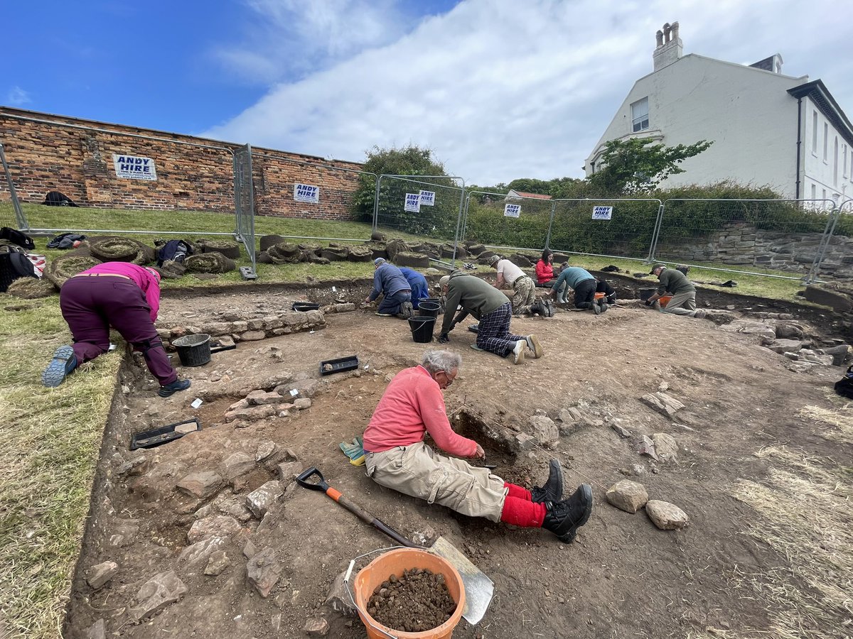 heritageadvUK's tweet photo. The site is winding down as we reach the final stages of Scarborough Big Dig 2! But, we are still being treated to some wonderful and unexpected finds… @bigideassea @SAHS_org #archaeology #scarborough #community #engagement #outreach #learning #local #fun #joke https://t.co/dBgJOZ6q80