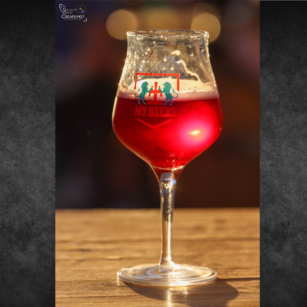 CREAFILM07's tweet photo. "La philosophie et la bière c'est la même chose ! Consommées, elles modifient toutes les perceptions que nous avons du monde."
@my_beers_privas
@mybeers
#ardeche #privas #creafilm07 #beer #beerstagram #mybeer #mybeers #mybeersprivas #biere https://t.co/zha05eWW4s