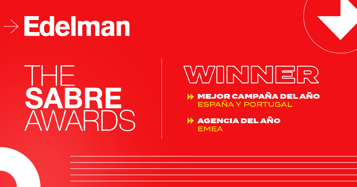 Edelman_Spain's tweet photo. 🏆Nuestra campaña #RealVoicesOfPride para 
@FELGTBI ha sido elegida como la Mejor Campaña del año en España y Portugal en los #SABREAwardsEMEA de @Provoke_News
Además de otorgarnos 3 premios en diferentes categorías, Edelman ha sido nombrada Agencia del Año en EMEA.
#EdelProud https://t.co/UeDoEBqJmR