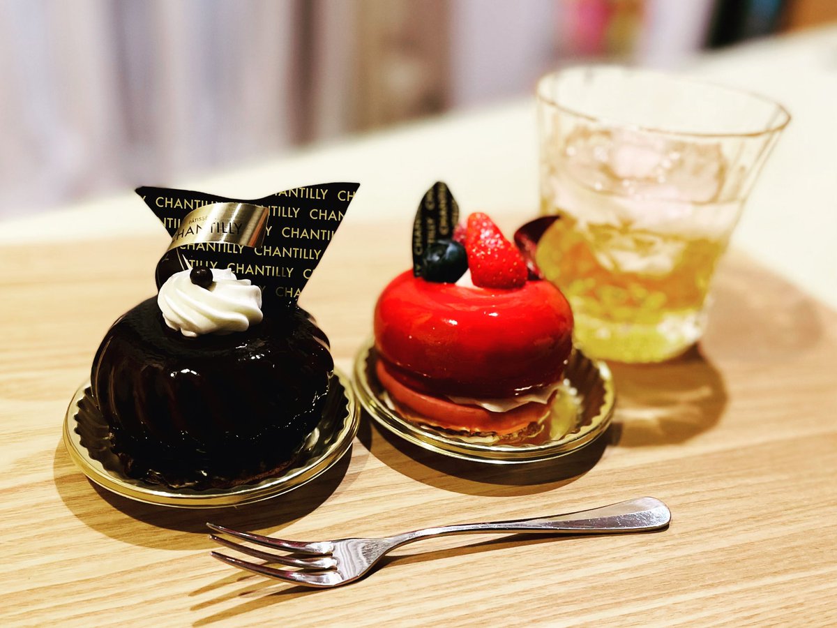 bus_driver_osan's tweet photo. 本日(5/31)誕生日を迎えました。
いつも投稿してるSNSに誕生日の投稿しましたら、予想以上のコメントの多さにびびっております💦
コメント返信するのはおそらく夜中になっちゃうだろうな〜。
うれしいような悲しいような。でもねうれしいに違いないけどね。 https://t.co/zkrBrHUvlO