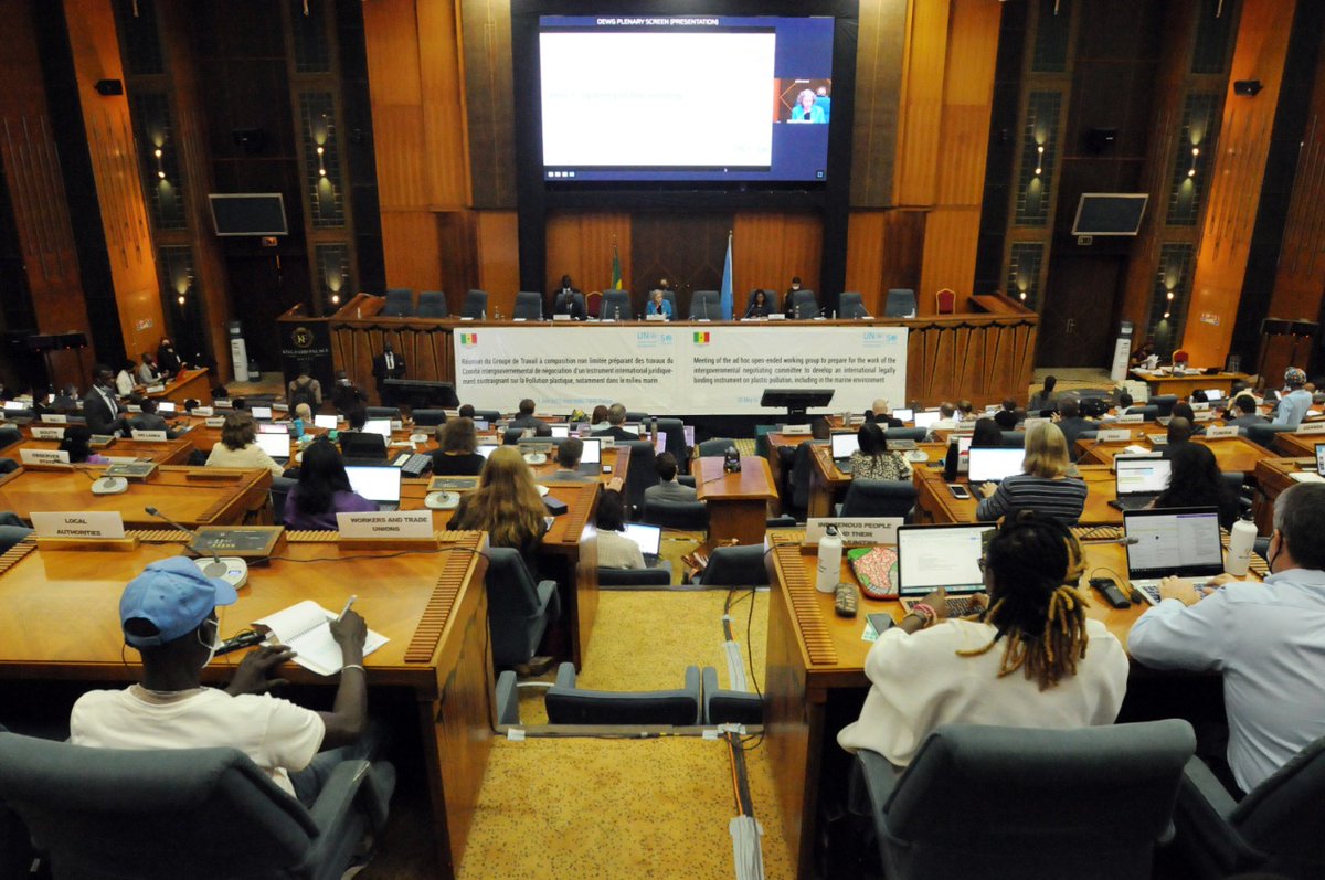 Encouraging to see the ongoing ad hoc open-ended working group meeting (May 30 to June 1) in Dakar,🇸🇳,a welcome movement towards a global, legally-binding treaty to combat #PlasticPollution. In March, 🇱🇷endorsed the resolution for the treaty at #UNEA5 #Stockholm50 🇸🇪
📸UNEP