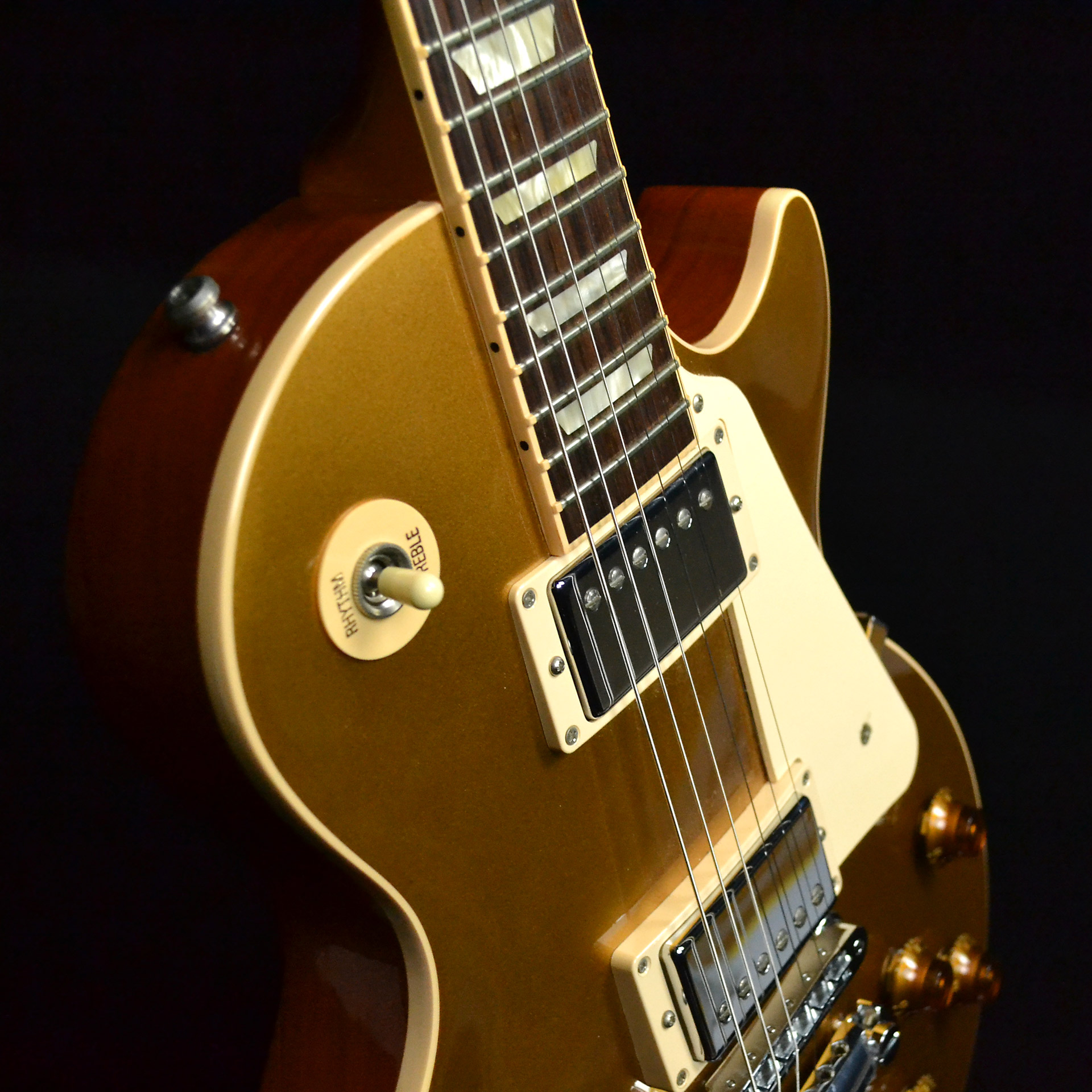 島村楽器 郡山アティ店 Al Twitter 中古ギター入荷情報 Gibson Les Paul Standard 16 Gold Top ギブソンのレスポールスタンダート ゴールドトップが中古で入荷しました 王道のレスポールサウンドに ロックペグやコイルタップ付で使い易い1本です