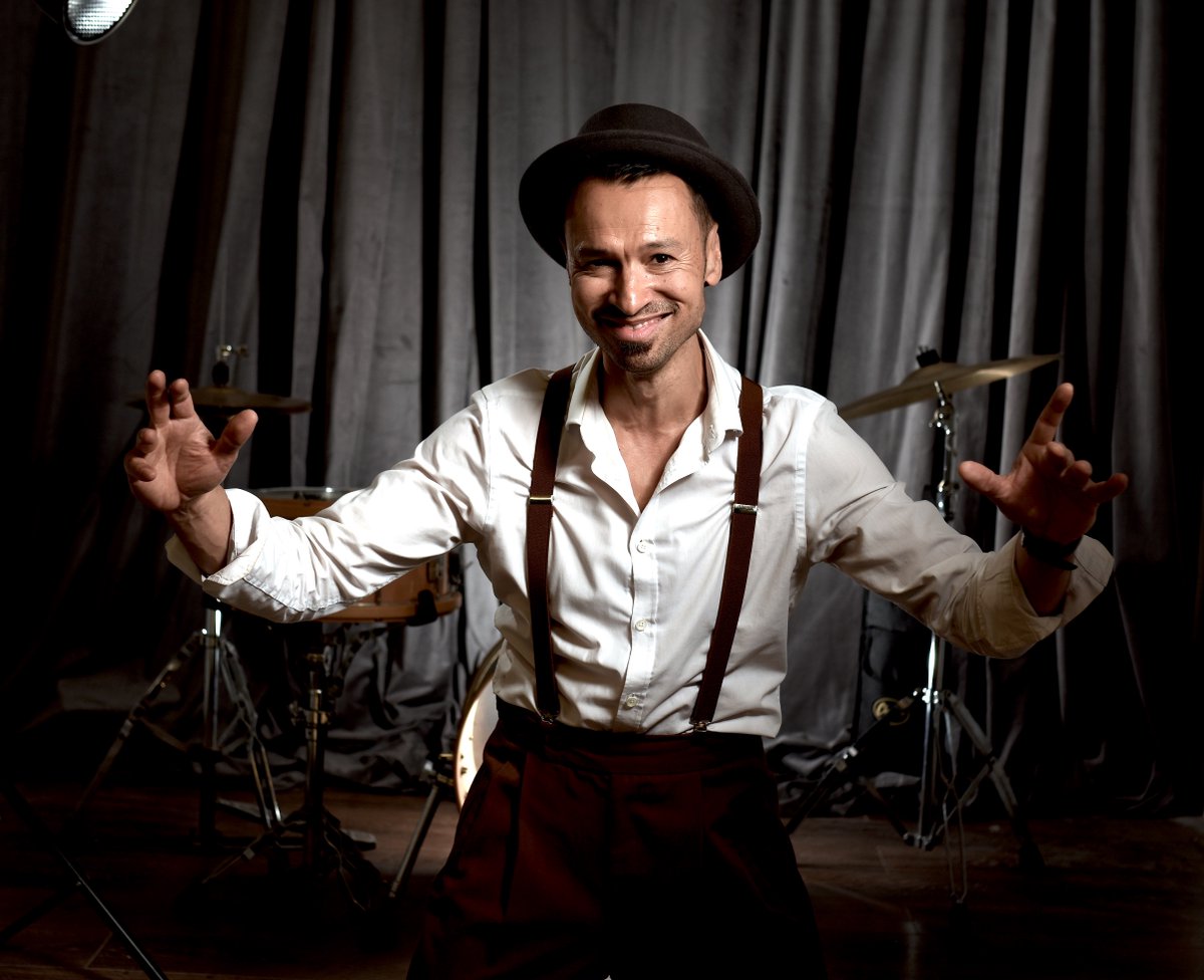 King of the Vintage Scene <a href="/SiCranstoun/">S I C R A N S T O U N</a> to appear <a href="/TheApexVenue/">The Apex</a> next month. See full details <a href="/InfoSuffolk/">Suffolk Village Info</a> bit.ly/3PQKpkx