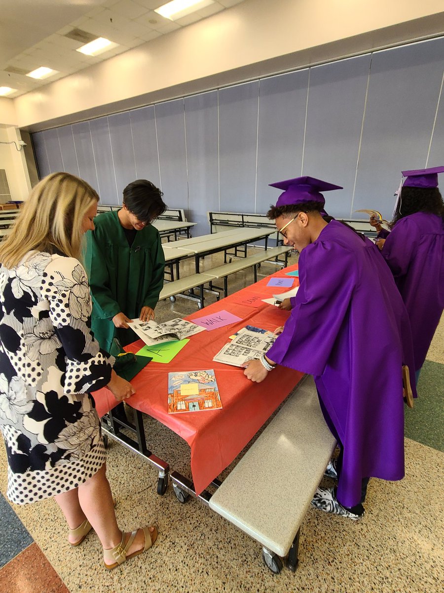 Bridge Creek Elem (@medatbce) on Twitter photo A walk down memory lane! Former BCE Cougars looking at their Elementary Yearbooks and now they are graduating high school! #SeniorWalk <a href="/KTEPrincipal121/">Kristen T. Eubanks</a> <a href="/RichlandTwo/">Richland School District Two</a> <a href="/MedPro21/">STEAMM Med Pro21</a> A walk down memory lane! Former BCE Cougars looking at their Elementary Yearbooks and now they are graduating high school! #SeniorWalk <a href="/KTEPrincipal121/">Kristen T. Eubanks</a> <a href="/RichlandTwo/">Richland School District Two</a> <a href="/MedPro21/">STEAMM Med Pro21</a>