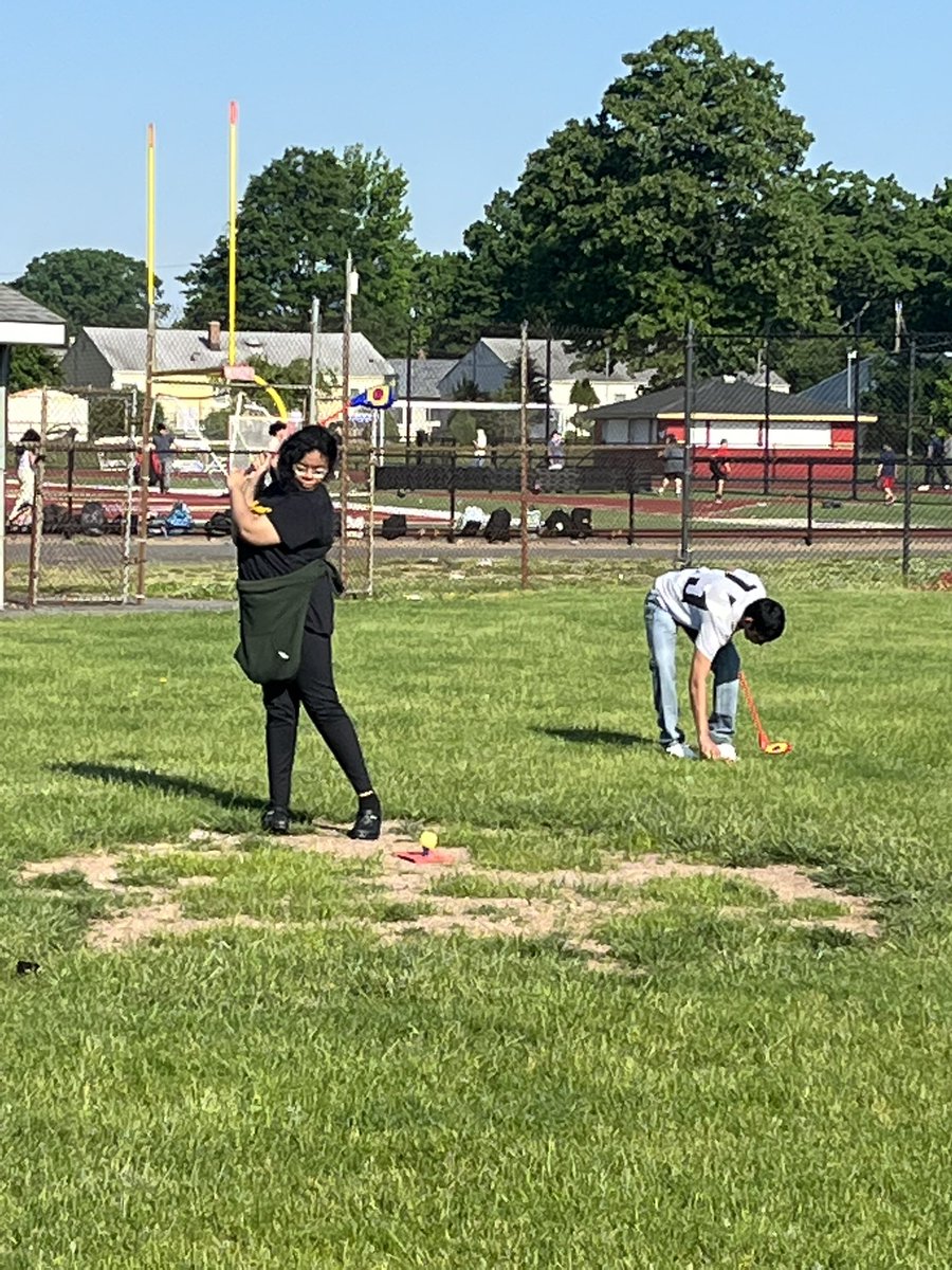 Inspired by the <a href="/EHSSouthside/">Edison High School Athletics Edison NJ</a> White division winning golf team trying something new this morning!
#FORE