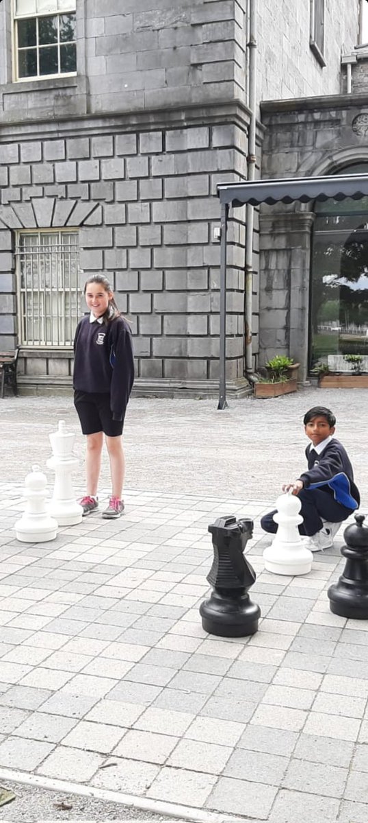 Jessica and Rohan were at  the Hunt Museum today with Mr. Fitzgerald to launch the Limerick Primary Schools Chess Tournament ♟🏅
#Chess