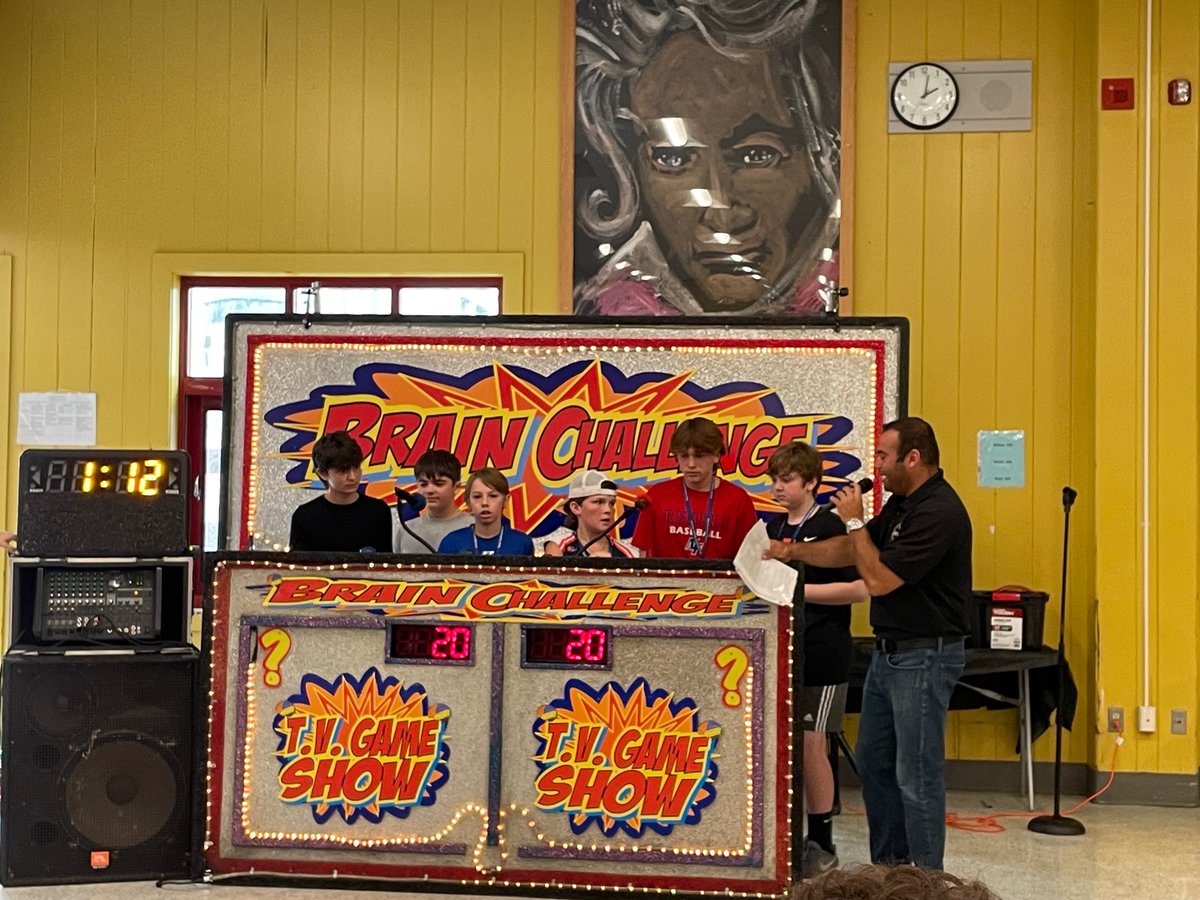 NFMiddleRed's tweet image. Last Friday's Game Show assembly was awesome!  Thanks for organizing NFMSPTO!