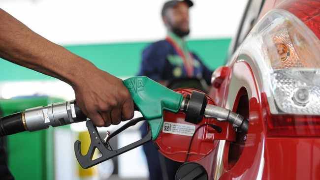 How to survive as the petrol price hikes tomorrow classifiedposts.co.za/2022/05/31/how…