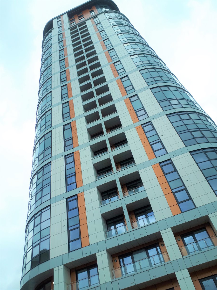 QuestSolUK's tweet photo. Showcasing our work on the fourth phase of the flagship Fortis Quay development, Northill Apartments, located in the heart of Salford Quays. #questisbest https://t.co/ivM5PKEF5o