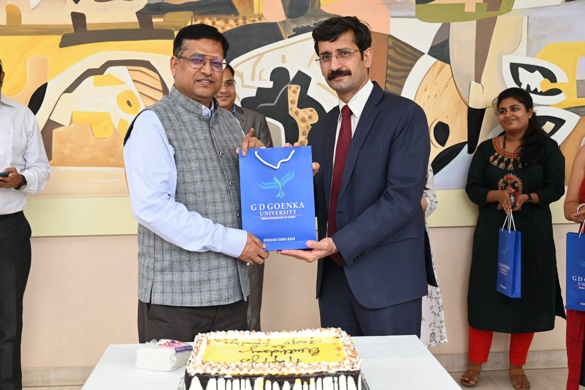goenka_univer's tweet photo. With you in all you do,
We value and cherish you.
GD Goenka University wishes its employees a very Happy Birthday.
#BirthdayCelebration #USEE #GDGoenka #GDGoenkaGroup #FoundationToFlight #28YearsOfExcellence #GDGoenkaUniversity #GrowWithGoenka #GDGU https://t.co/XnhlqAbWOI
