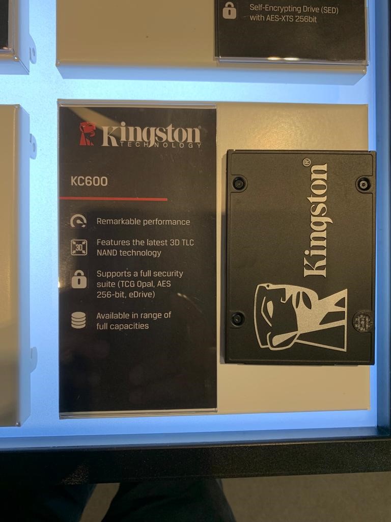 KingstonTechBiz's tweet photo. Take a look at our Server Memory and SSD range which we’re showcasing at #ISC22 booth B215! We’re helping you in #transformingthefuture one solution at a time. #KingstonIsWithYou 🙌 https://t.co/cK7fqhiv8W