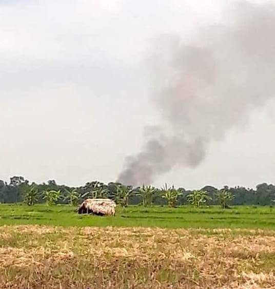 Military armed forces who launchers an offensive from YayOo tsp, Sagaing division, burnt down the residential properties and shelled artilleries this morning, resulting in death of a local married couple. #2022May31Coup #WhatsHappeningInMyanmar