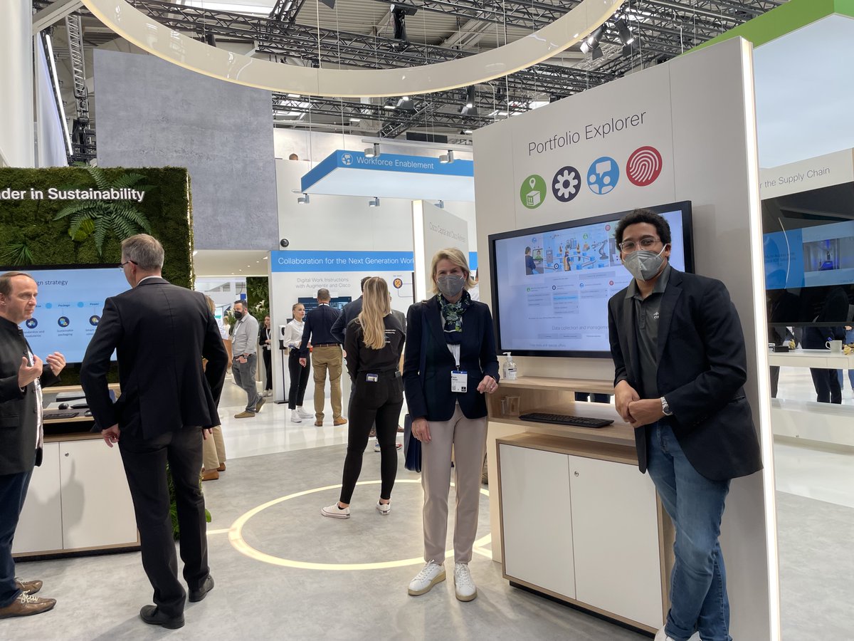 Cisco_Germany's tweet photo. ๐ Besucht uns in ๐๐ฎ๐น๐น๐ฒ ๐ฑ ๐ฎ๐๐ณ ๐ฑ๐ฒ๐บ ๐ฆ๐๐ฎ๐ป๐ฑ ๐๐ฏ๐ฒ auf der Hannover Messe #HM22 und erfahrt, welche Mehrwerte ihr mit Cisco erzielt in den Bereichenโฆ.
๐ง#AdvancedManufacturingOperations
โ๏ธ#SupplyChainOperations
๐คฉ#WorkforceEnablement
๐#IndustrialSecurity https://t.co/tCdQC1LBA8