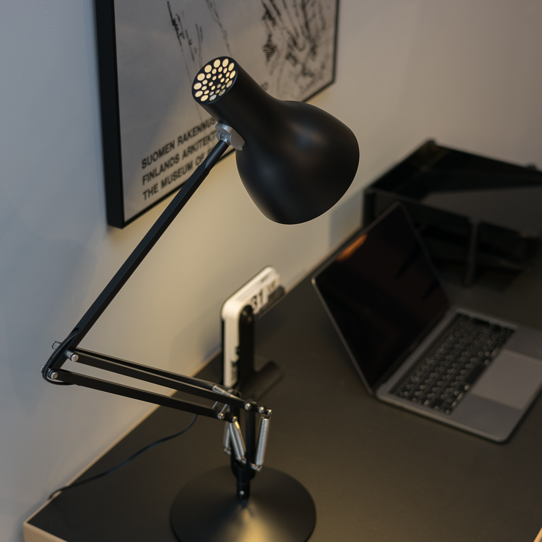 attract_largo's tweet image. 英国生まれの名作デスクランプ ANGLEPOISE Type75

attract-em.com/onlineshop/ang…

#anglepoise #type75 #アングルポイズ #デスクランプ #照明 #アトラクトラルゴ