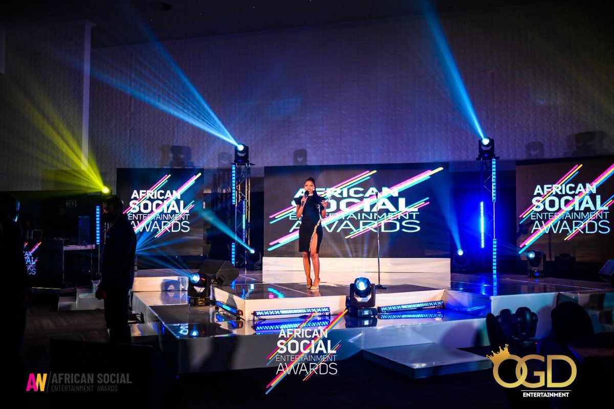 aseawards's tweet photo. Recap on ASE Awards 2021 on stage moments #aseawards #onstage #event #awards #aseawards2021 #aseawards2022 https://t.co/jSWxRcWq0c
