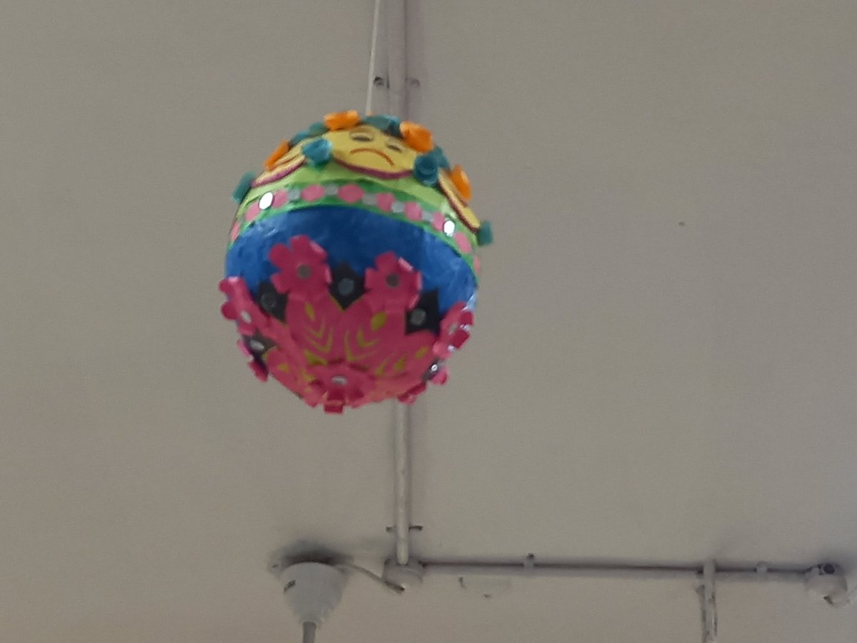 ratheenaveen_NR's tweet photo. Best use of waste materials by students of G.coed.s.v pandwala kalan 
#creativity
#summercamp
#Delhigovtschools
@bharats82959367
@PriyaHarsh_HP
@PbpandeyB https://t.co/7Q2aXsmgiw