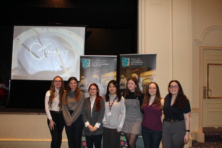 CDT_CSM's tweet image. We love the diversity of our students - there&apos;s still room in our #compound_semiconductor 🌈 family #womeninscience #womeninSTEM #blackinSTEM @BB_STEM, @thewisecampaign @BWiSNetwork. Funded #PhDs &amp;amp; integral MSc. Closing date 13 July bit.ly/CSMcdt