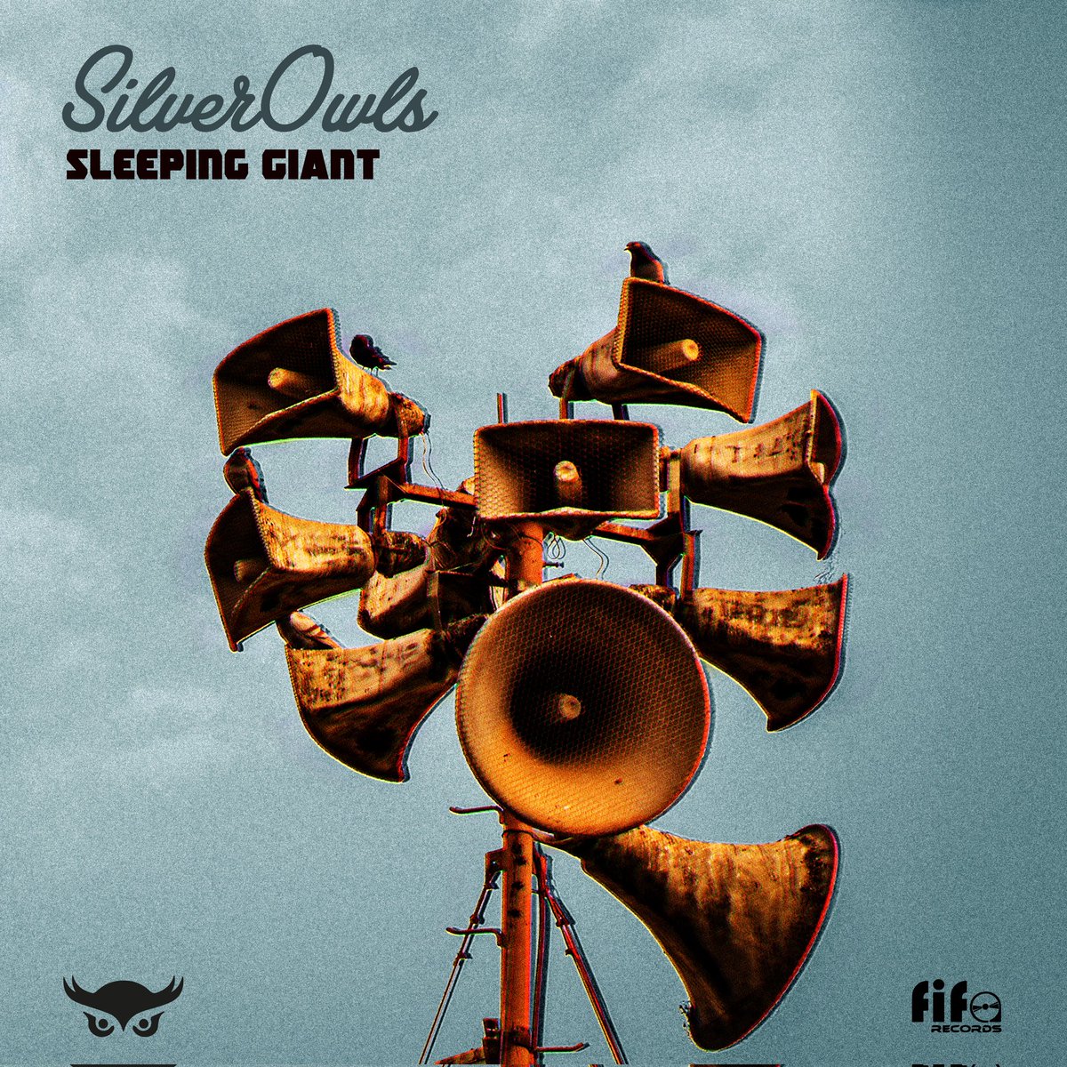 'Sleeping Giant' the forthcoming single  from @SilverOwlsCork which will be released on Jun 17th, has just gone out to radioland, taken from their debut EP 'Serpentine' which is available now on Cassette, CD & Digital Download via bandcamp⬇️
silverowls.bandcamp.com/releases