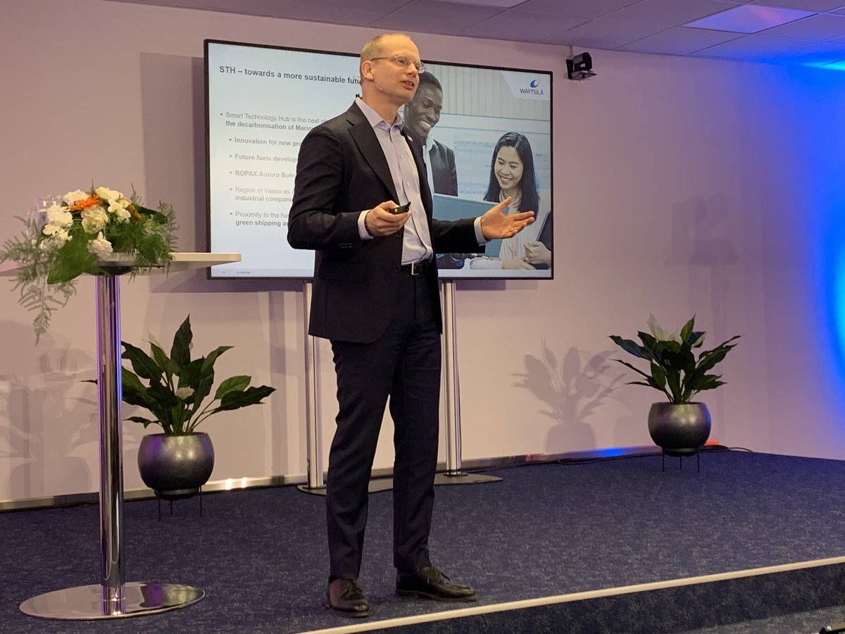 HHeikkine's tweet photo. #smarttechnologyhub is the next step for @wartsilacorp decarbonisation strategy, @HakanAgnevall says https://t.co/RiIuih9GW7